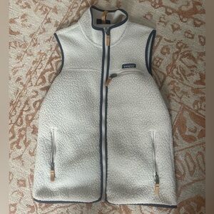 Patagonia Women’s Retro Pile Fleece Vest, Size M